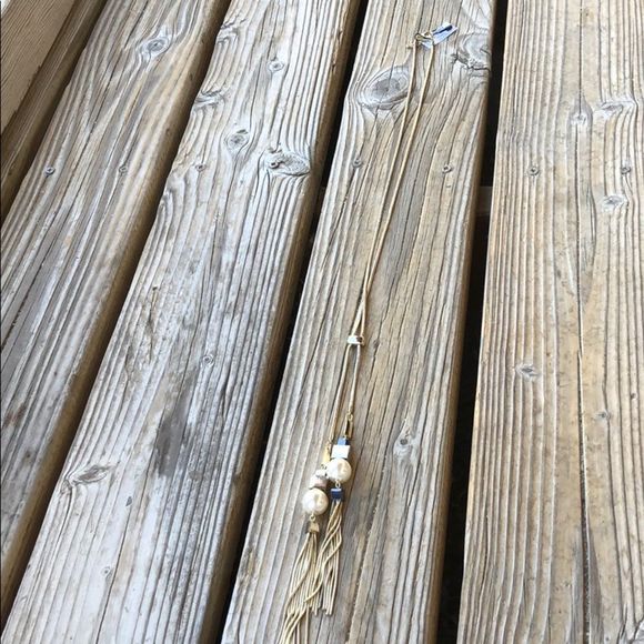 WHBM BNWT Pale Gold Tone Faux Pearl Geometric Tassel Necklace! - Picture 8 of 12